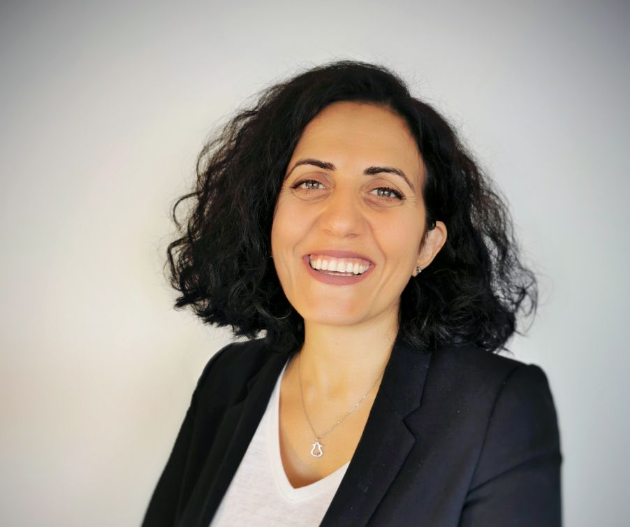 Nayat Muratyan Ozcelik Photo